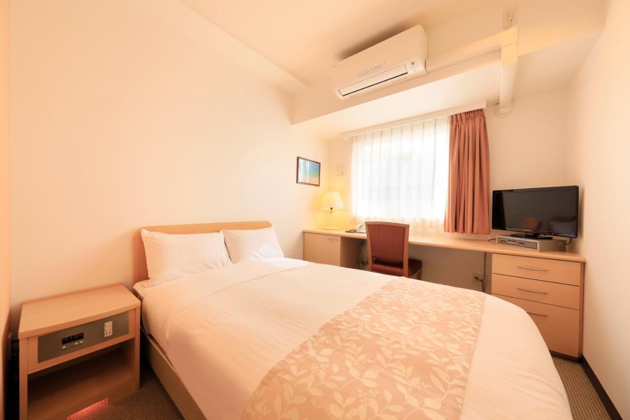Hotel Famy Inn Kinshicho Tokio Exterior foto